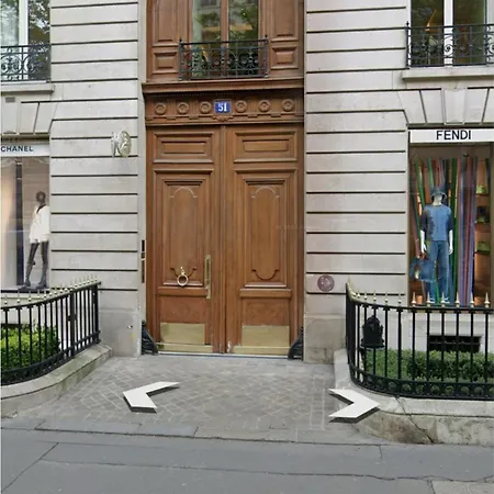 Lägenhet Champs-elysees, Avenue Montaigne Paris